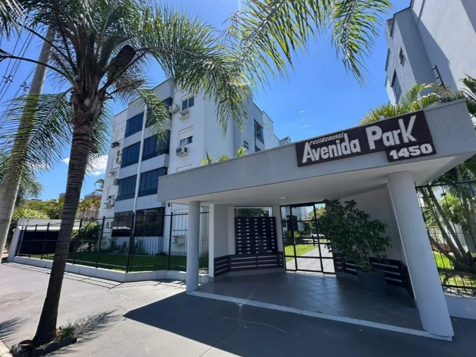Apartamento Semimobiliado no Condomínio Avenida Park